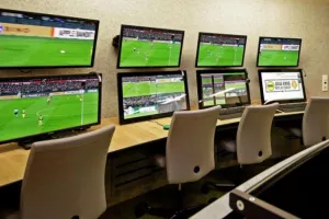 Στενεύουν τα περιθώρια για γραμμή οφσάιντ στα πλέι οφ