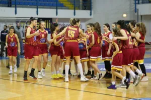 ΚΥΠΕΛΛΟΥΧΟΣ για 15η φορά στην ιστορία της η ΑΕΛ (φώτος)