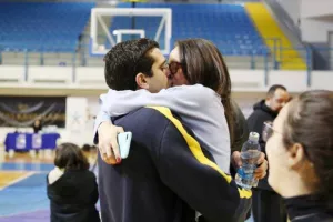 ΚΥΠΕΛΛΟΥΧΟΣ για 15η φορά στην ιστορία της η ΑΕΛ (φώτος)