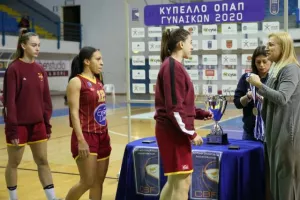 ΚΥΠΕΛΛΟΥΧΟΣ για 15η φορά στην ιστορία της η ΑΕΛ (φώτος)