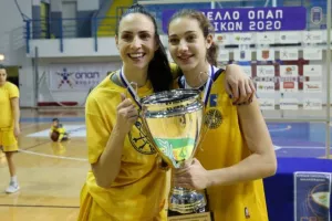 ΚΥΠΕΛΛΟΥΧΟΣ για 15η φορά στην ιστορία της η ΑΕΛ (φώτος)