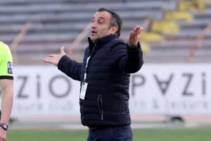 Η Δόξα τα ΛΑΘΗ, η Πάφος τα ΓΚΟΛ! (Φώτος)