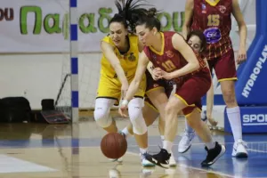 ΚΥΠΕΛΛΟΥΧΟΣ για 15η φορά στην ιστορία της η ΑΕΛ (φώτος)