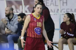 ΚΥΠΕΛΛΟΥΧΟΣ για 15η φορά στην ιστορία της η ΑΕΛ (φώτος)