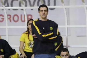 ΚΥΠΕΛΛΟΥΧΟΣ για 15η φορά στην ιστορία της η ΑΕΛ (φώτος)
