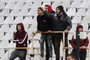 ΚΥΡΙΑΡΧΙΑ με τριάρα και... κερασάκι τον 16χρονο Λοΐζου! (Φώτος)