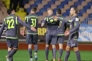 Η Δόξα τα ΛΑΘΗ, η Πάφος τα ΓΚΟΛ! (Φώτος)