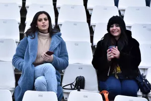 ΚΥΠΡΟΣ 20η αγ./Ομόρφυναν τις κερκίδες μας (φώτος)