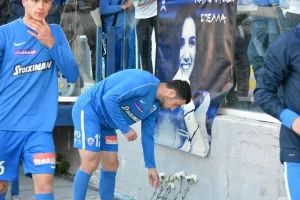 ΦΩΤΟΡΕΠΟΡΤΑΖ/Η τριάρα σε 116 "κλικ"