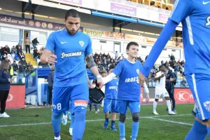 ΦΩΤΟΡΕΠΟΡΤΑΖ/Η τριάρα σε 116 "κλικ"