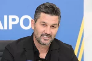 ΟΥΖΟΥΝΙΔΗΣ: "Είμαστε το ΑΠΟΕΛ, πρέπει να κυριαρχούμε!" (φώτος/βίντεο)