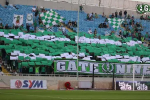 ΘΥΡΑ 9/"Καλώς τον Α. Κυπριανού, σιγά σιγά να πέφτουν οι μάσκες"