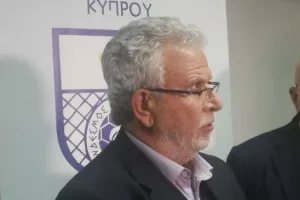 ΠΑΠΟΥΤΣΟΣ: "Η απόφαση είναι οπισθοδρόμηση για την διαιτησία!"