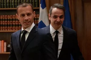 Έπεσαν οι υπογραφές στο μνημόνιο ανάμεσα σε Κυβέρνηση και FIFA-UEFA