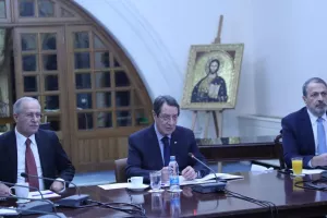 Σύσκεψη στο Προεδρικό/Μόνο δύο γήπεδα πληρούν όλες τις προδιαγραφές