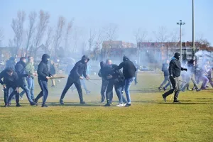 Ήταν φιλικό... (φώτος)