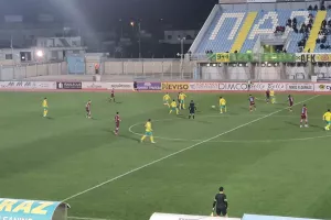 ΧΡΥΣΟ τρίποντο με Βαρέλα και ανατροπή στο 90'!! (φώτος)