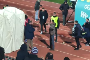 ΓΙΑΝΕΦΣΚΙ/Η κίνηση μετά την ΑΠΟΘΕΩΣΗ (Φώτος)