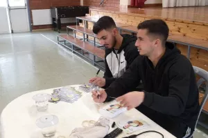 Τα είπαν με τους μαθητές οι παίκτες της ΑΕΚ