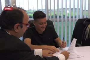 ΒΙΝΤΕΟ/ΔΗΛΩΣΕΙΣ από τις υπογραφές με Λοΐζου