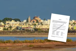 ΠΑΡΑΛΙΜΝΙ: Κλείνουν εστιατόρια και καφετέριες