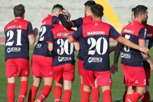 Standard/ΝΙΚΗ και κορυφή η Αλκή 