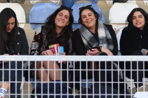 "Κοριτσάρες, μια μέρα δεν είναι αρκετή για σας"