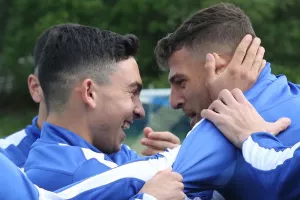 Συμπαίκτες;