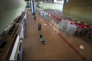 Εγκατελειμμένη... πρωτεύουσα