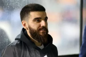Γ.Σαββίδης: «Πρωτάθλημα πιθήκων, ξυλοδαρμών και παρακράτους»