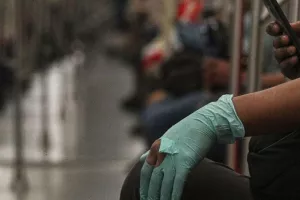 Πάνω από μισό εκατομμύριο κρούσματα παγκοσμίως - 23.293 θάνατοι