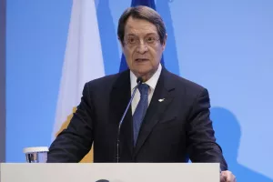 ΜΗΝΥΜΑ ΠτΔ/ "Με κατάχρηση ή ανυπακοή, επόμενο βήμα η απαγόρευση κυκλοφορίας χωρίς εξαιρέσεις"