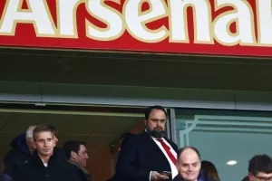 ΑΡΣΕΝΑΛ για κορονοϊό και Μαρινάκη!