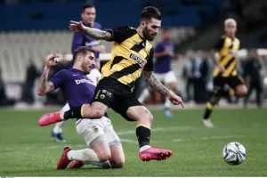 AEK: Ανανέωση ή πώληση για Λιβάγια