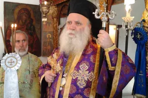 Συνελήφθη ο Μητροπολίτης Κυθήρων Σεραφείμ - Τέλεσε κανονικά τη λειτουργία