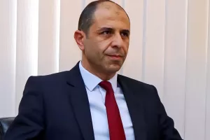 Υποχρεωτική και όχι στο σπίτι η απομόνωση Τ/κ από 72 χώρες