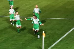 Πήρε το ντέρμπι ο ΑΡΗΣ και... φωτιά στην κορυφή! (φώτος)