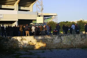 Μαζικά και... νωρίς οι Ομονοιάτες