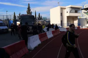ΦΩΤΟΣ/Η άφιξη του ΑΠΟΕΛ