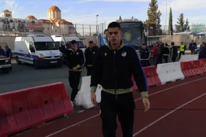 ΦΩΤΟΣ/Η άφιξη του ΑΠΟΕΛ