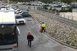 "Ντόπες" στην άφιξη της Ομόνοιας (βίντεο/φώτος)