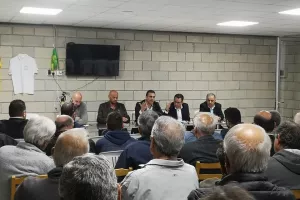 Συνάντηση με τον κόσμο σε ιδιαίτερα εποικοδομητικό κλίμα (Φώτος)
