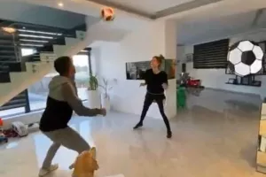Δημήτρης/Αντιγόνη 