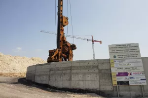 Συνεχίζονται τα... έργα στο Κολόσσι (ΒΙΝΤΕ0/ΦΩΤΟΣ)