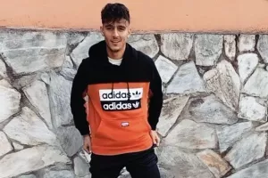 Στην καραντίνα ο Γιαννούλης έγινε… σεφ και παίζει playstation (βίντεο)