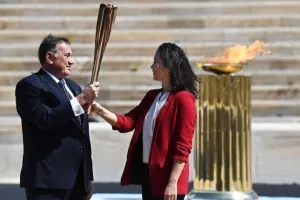 Καθ’ οδόν για το Τόκιο η Ολυμπιακή Φλόγα!