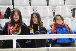 ΦΩΤΟΡΕΠΟΡΤΑΖ... απ΄τις κερκίδες του "ΓΣΠ"