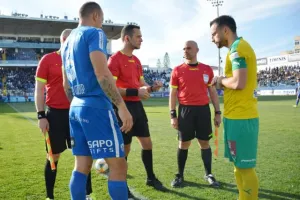 ΑΝΤΙΔΡΑΣΗ και... επιστροφή με ΤΡΙΑΡΑ! (Φώτος)