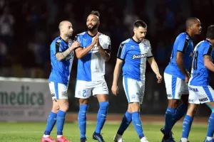 Σκόραραν και οι δυο, έχασαν έδαφος και οι δυο... (φώτος)