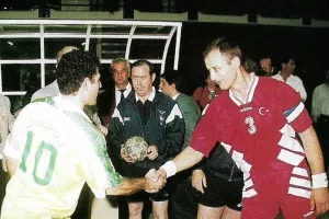 25 χρόνια πριν/Η πρώτη αθλητική μάχη Κύπρου-Τουρκίας μετά την εισβολή